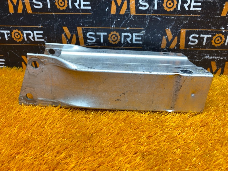 кронштейн усилителя бампера, 1000 рублей, Красноярск
