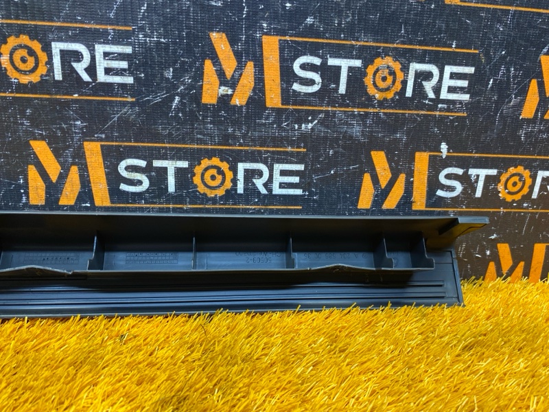 Накладка на порог салона, 300 рублей, Красноярск