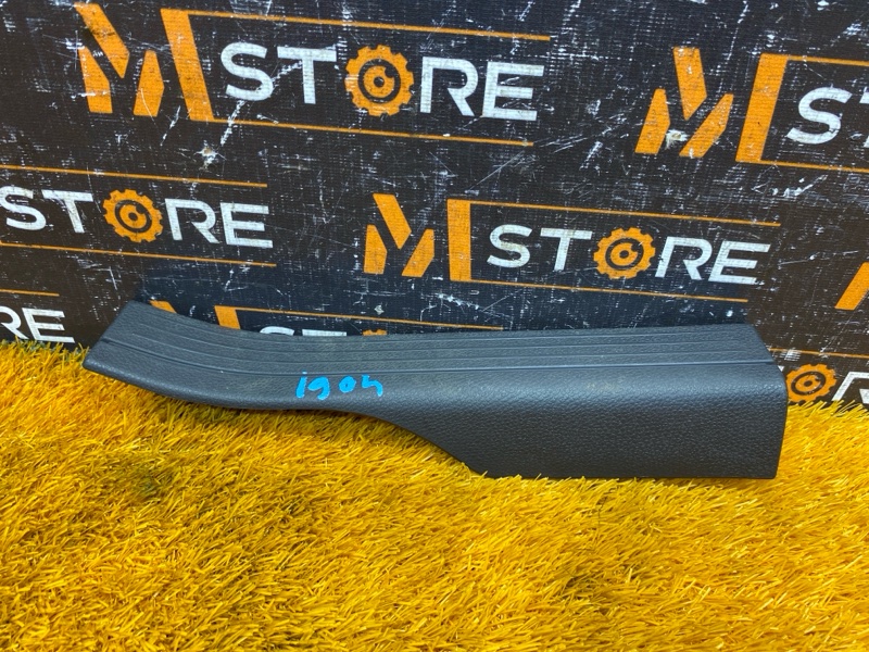 Накладка на порог салона, 300 рублей, Красноярск