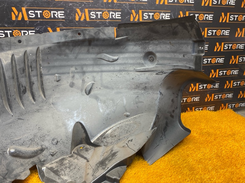 подкрылок, 3000 рублей, Красноярск