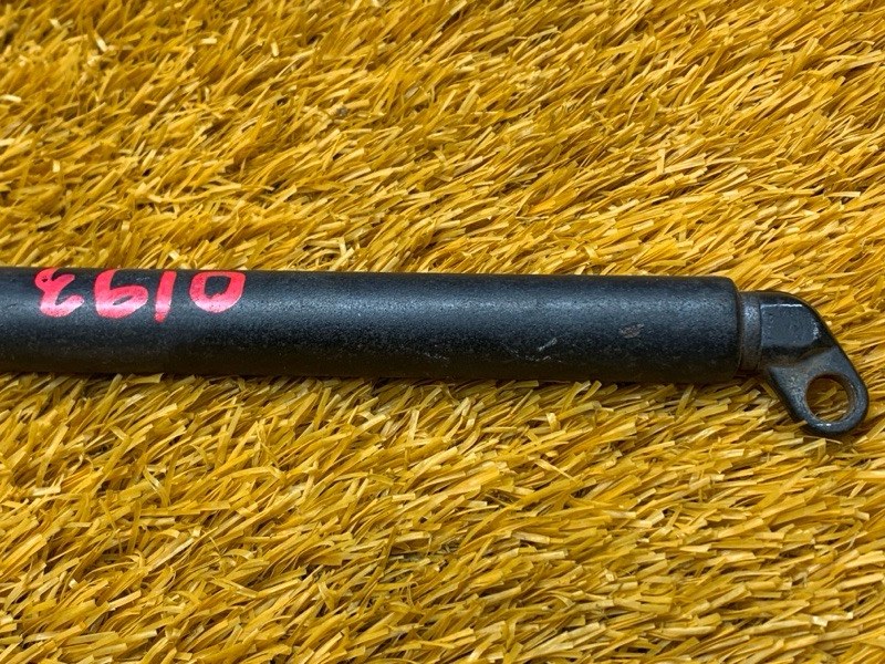 амортизатор багажника, 700 рублей, Красноярск