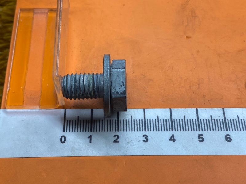 болт гидротрансформатора, 270 рублей, Красноярск