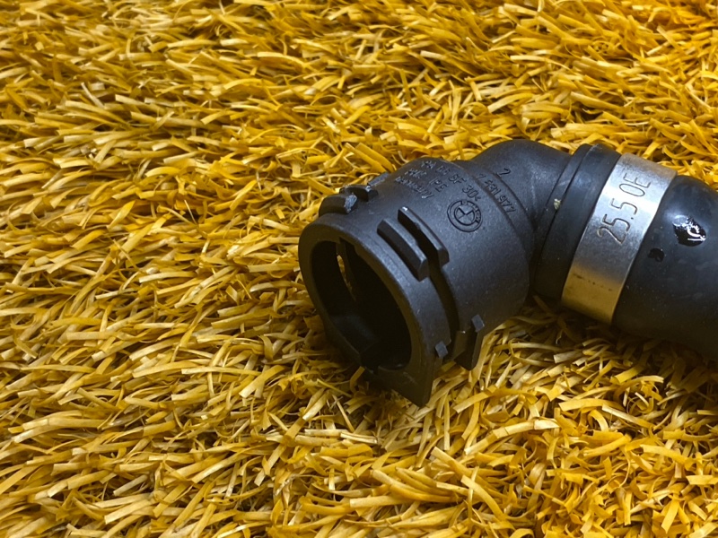 Патрубок системы охлаждения, 1360 рублей, Красноярск