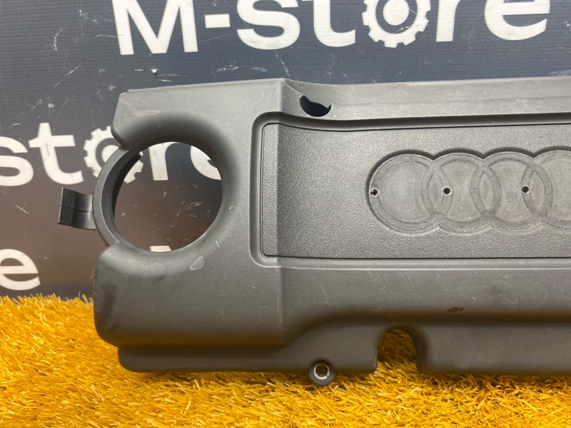 крышка двигателя, 1000 рублей, Красноярск