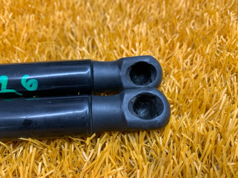 амортизатор капота, 1000 рублей, Красноярск