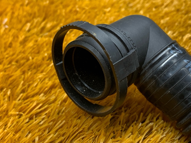 патрубок насоса продувки катализатора, 700 рублей, Красноярск