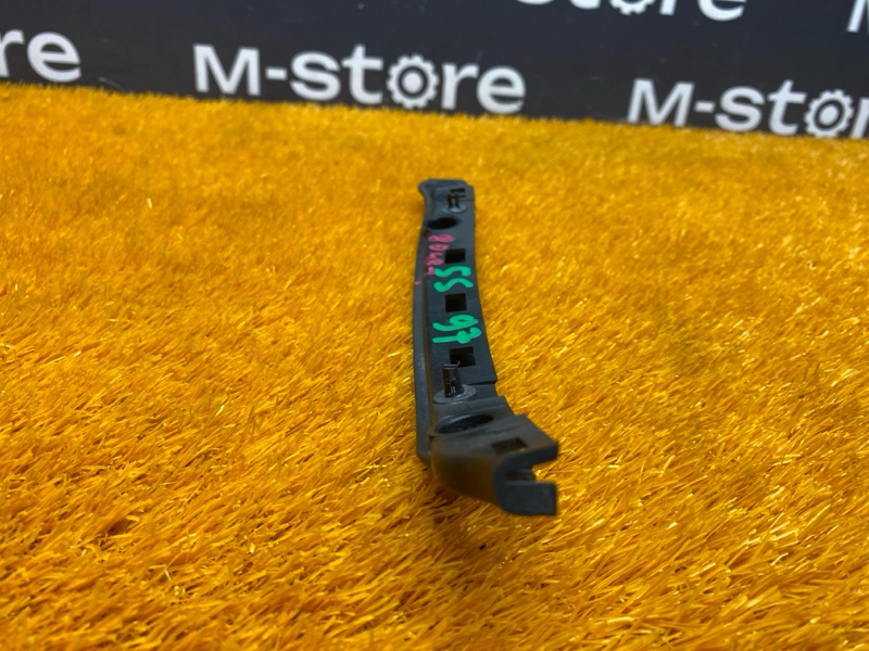 крепление бампера, 500 рублей, Красноярск