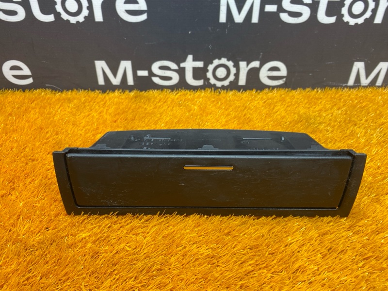 Бардачок в центральную консоль, 500 рублей, Красноярск