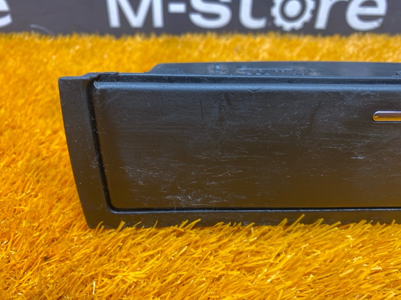 Бардачок в центральную консоль, 500 рублей, Красноярск