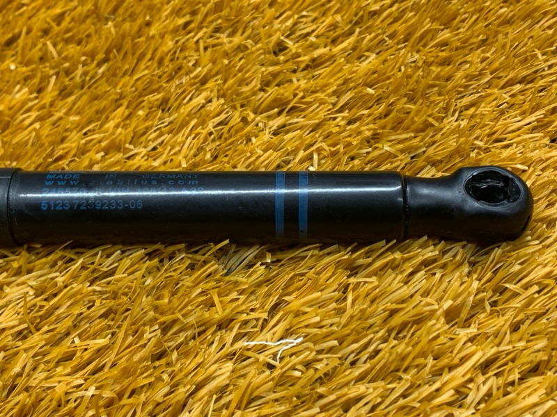 амортизатор капота, 500 рублей, Красноярск