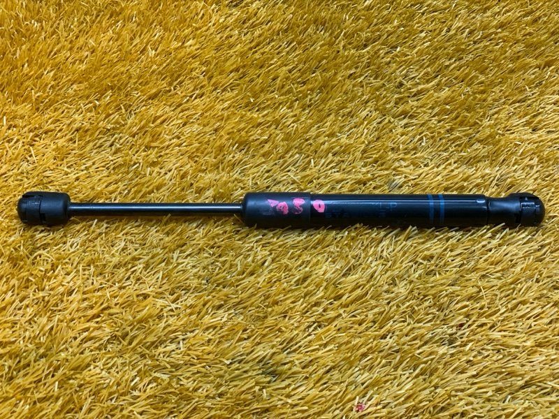 амортизатор капота, 500 рублей, Красноярск