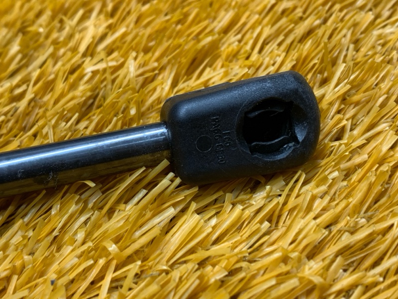 амортизатор багажника, 450 рублей, Красноярск