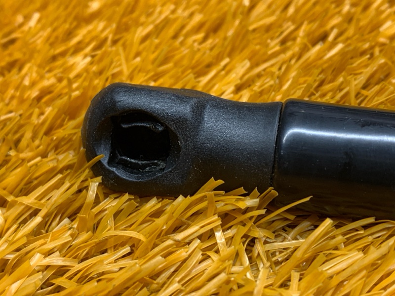 амортизатор багажника, 450 рублей, Красноярск