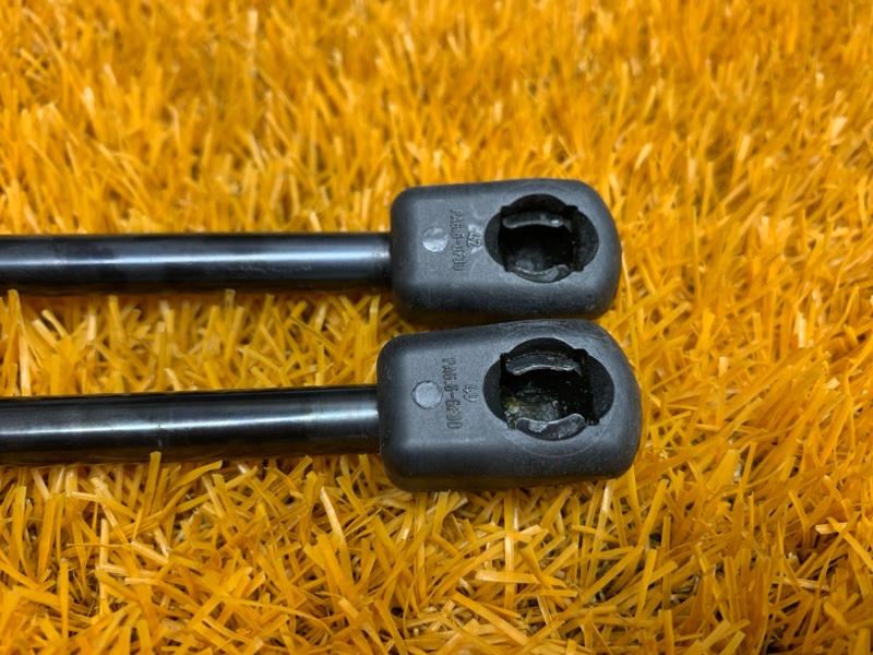 амортизатор капота, 900 рублей, Красноярск