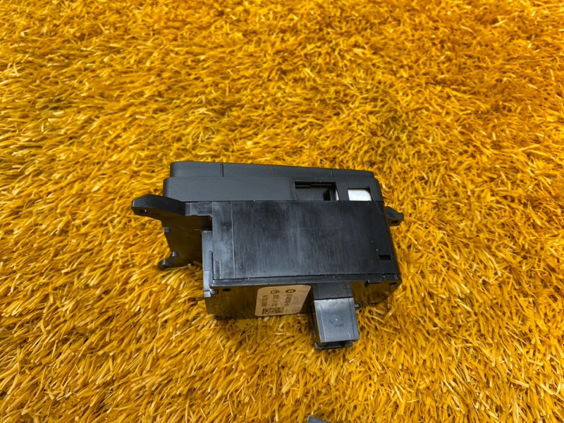 Кнопка стояночного тормоза, 1900 рублей, Красноярск