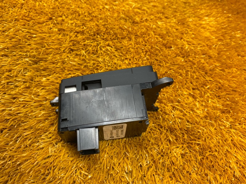 Кнопка стояночного тормоза, 1900 рублей, Красноярск