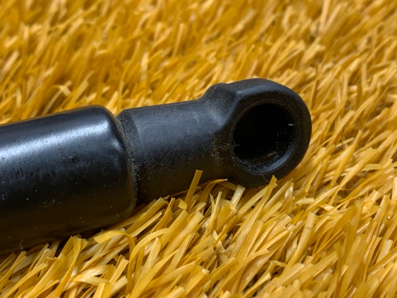 Амортизатор пола багажника, 640 рублей, Красноярск