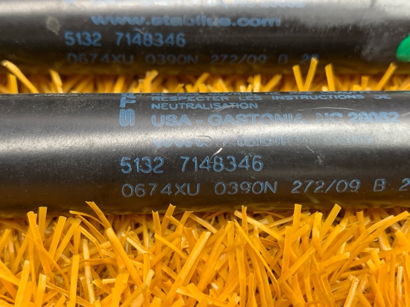 амортизатор капота, 500 рублей, Красноярск