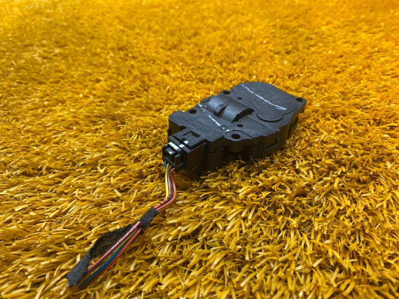 привод заслонки отопителя, 200 рублей, Красноярск