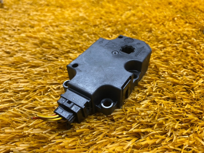 привод заслонки отопителя, 400 рублей, Красноярск