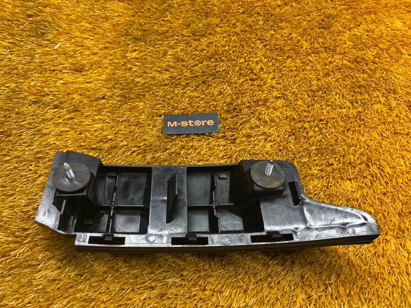 крепление бампера, 600 рублей, Красноярск