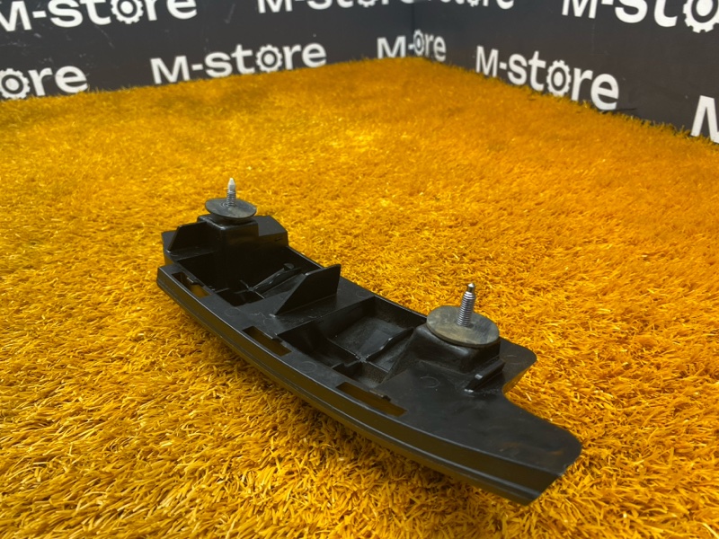 крепление бампера, 600 рублей, Красноярск