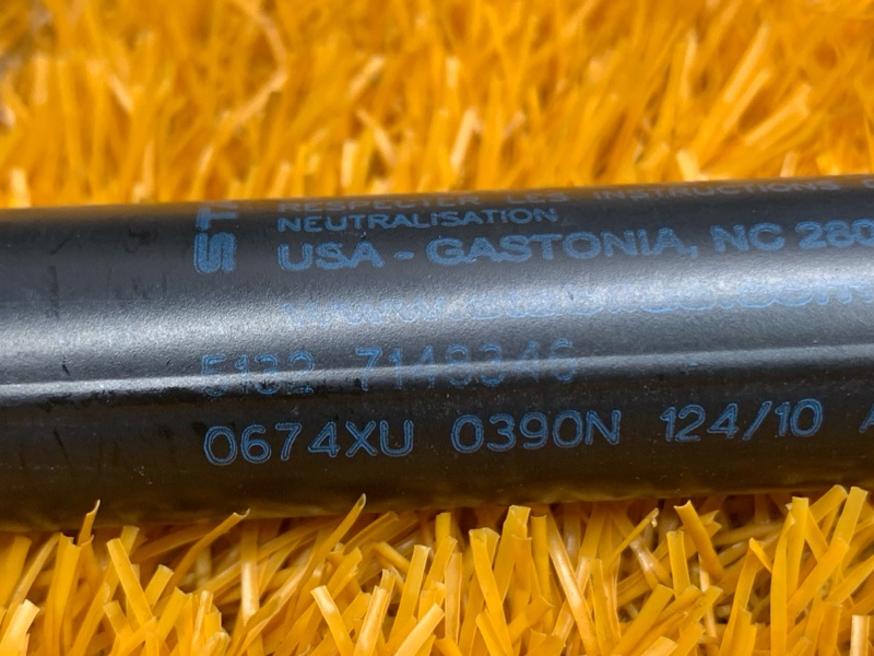 амортизатор капота, 500 рублей, Красноярск