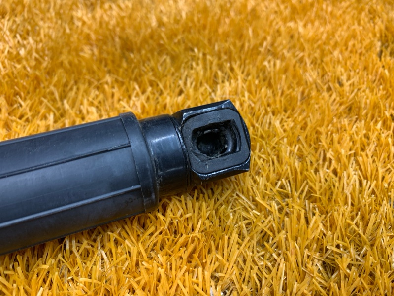 амортизатор багажника, 12910 рублей, Красноярск