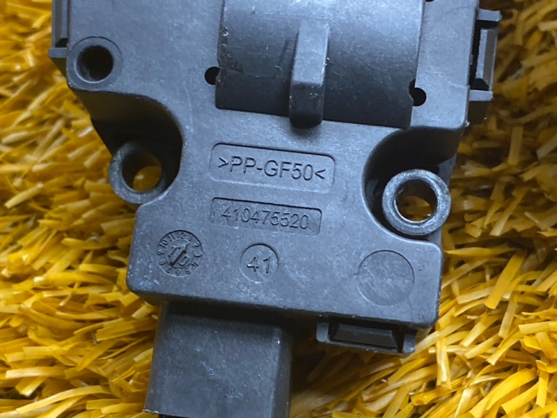 привод заслонки отопителя, 200 рублей, Красноярск