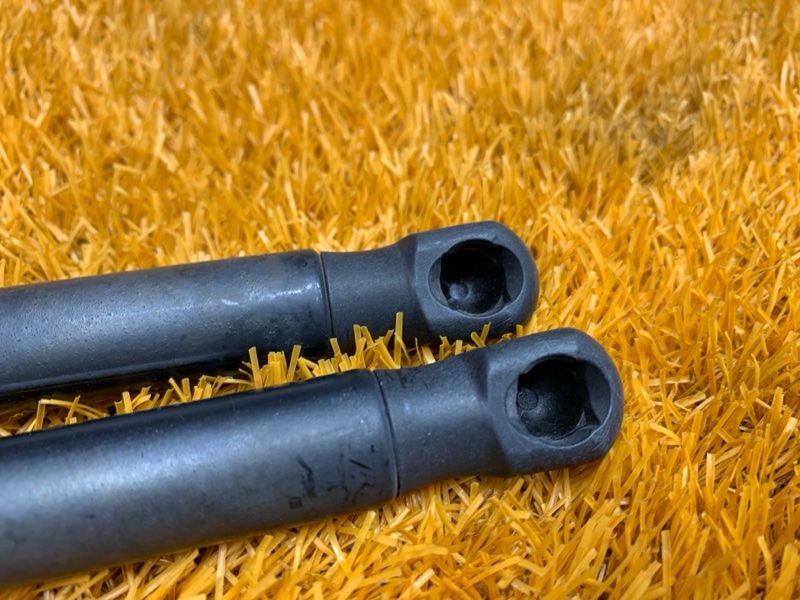 амортизатор багажника, 1000 рублей, Красноярск