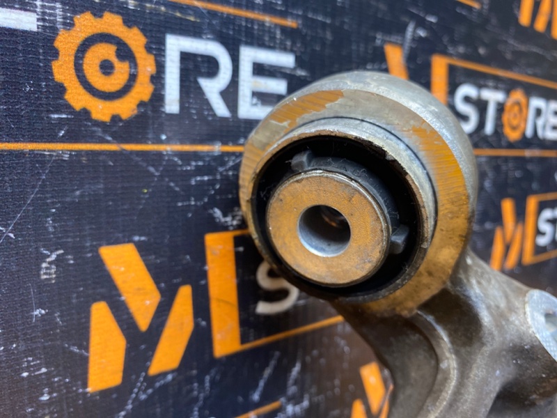 кулак поворотный, 2000 рублей, Красноярск