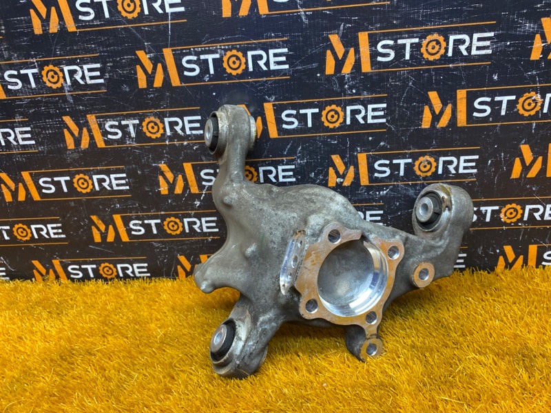 кулак поворотный, 2000 рублей, Красноярск