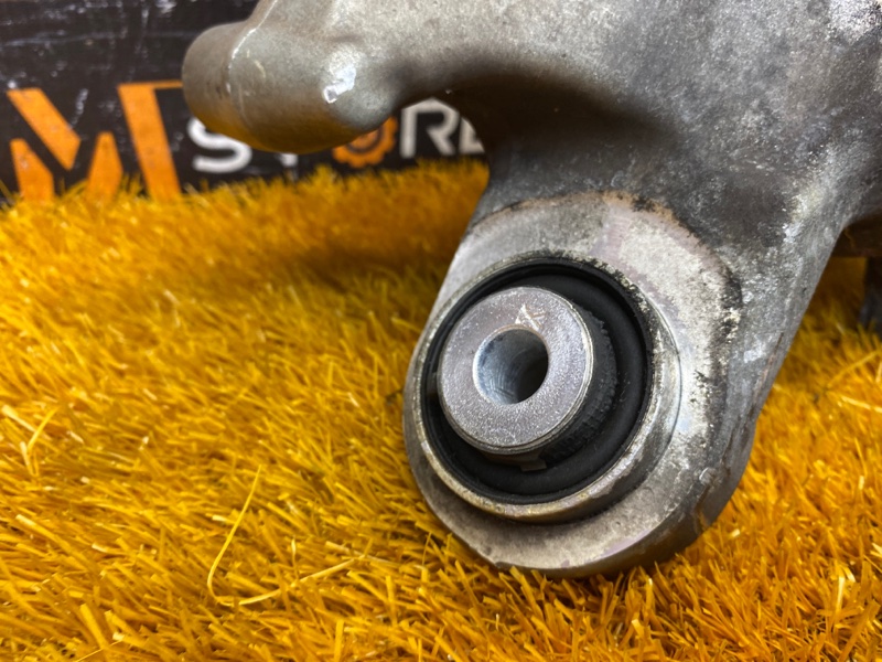 кулак поворотный, 2000 рублей, Красноярск