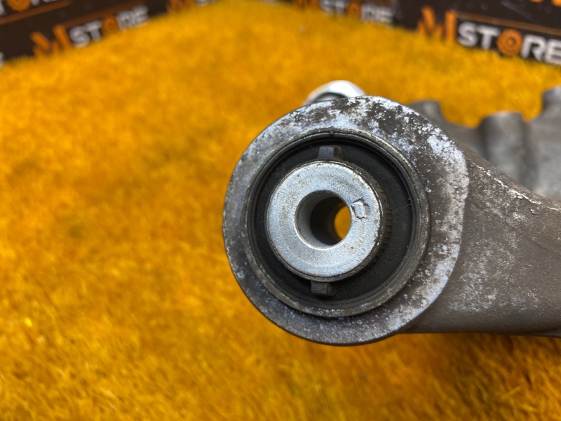 кулак поворотный, 2000 рублей, Красноярск