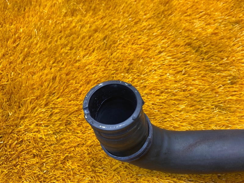 Патрубок системы охлаждения, 1000 рублей, Красноярск