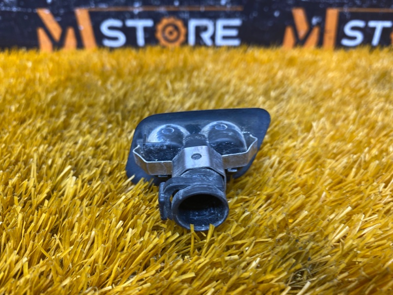 Форсунка омывателя фары, 2000 рублей, Красноярск