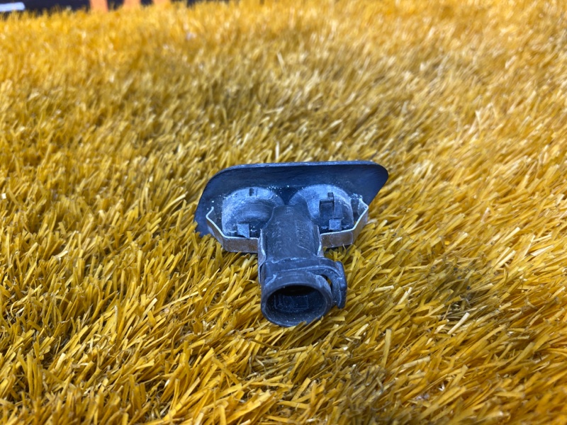 Форсунка омывателя фары, 2000 рублей, Красноярск