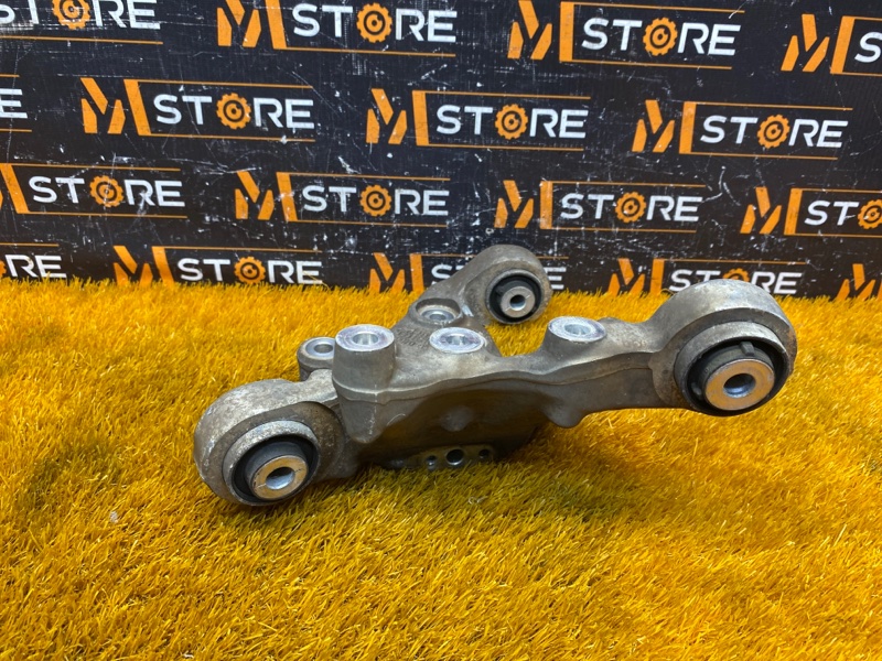 кулак поворотный, 2000 рублей, Красноярск