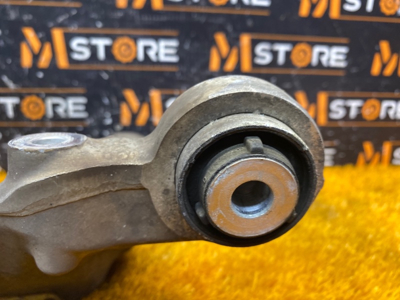 кулак поворотный, 2000 рублей, Красноярск