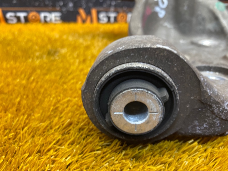 кулак поворотный, 2000 рублей, Красноярск