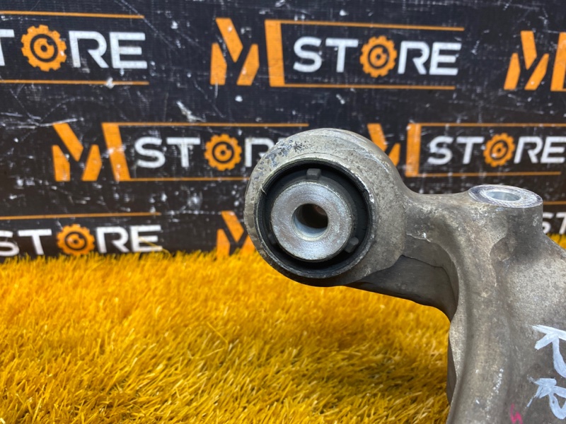 кулак поворотный, 2000 рублей, Красноярск