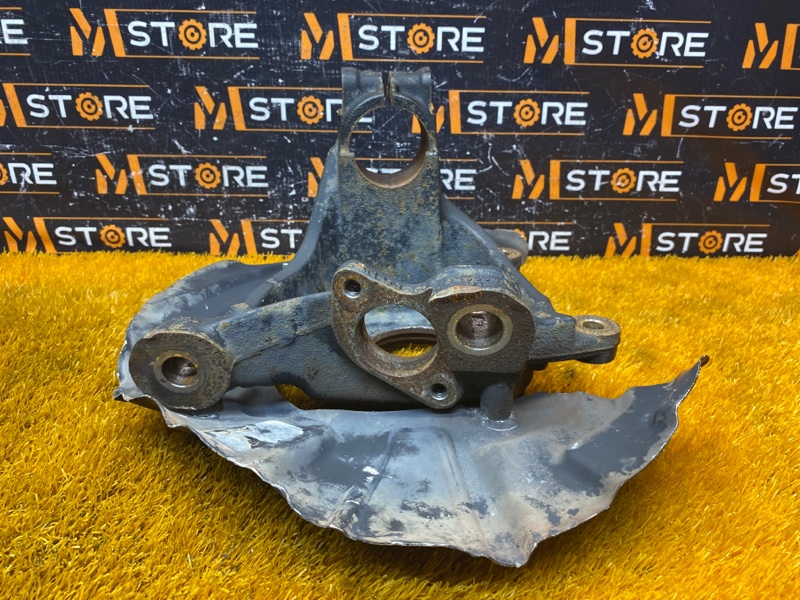 кулак поворотный, 2000 рублей, Красноярск