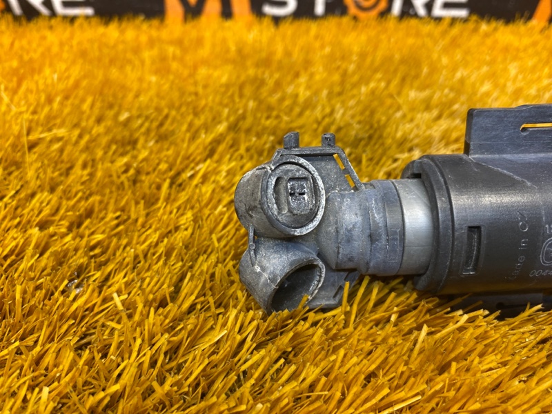 Форсунка омывателя фары, 500 рублей, Красноярск