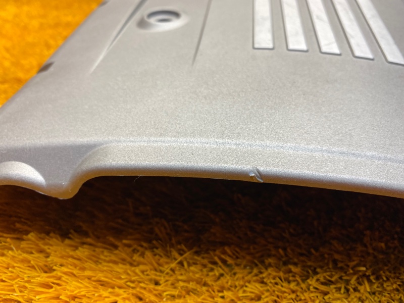 крышка двигателя, 1000 рублей, Красноярск