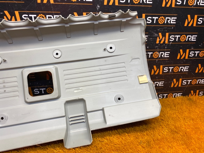 крышка двигателя, 1000 рублей, Красноярск