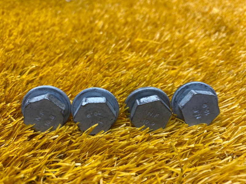 болт гидротрансформатора, 300 рублей, Красноярск