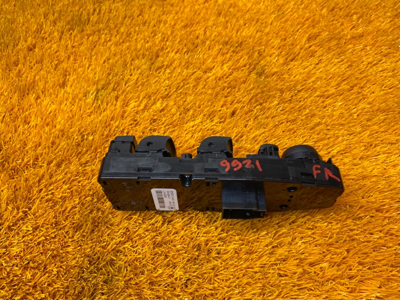 Блок управления стеклоподъемниками, 1000 рублей, Красноярск