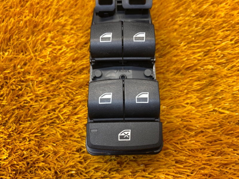 Блок управления стеклоподъемниками, 1000 рублей, Красноярск