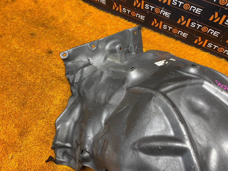 подкрылок, 2000 рублей, Красноярск