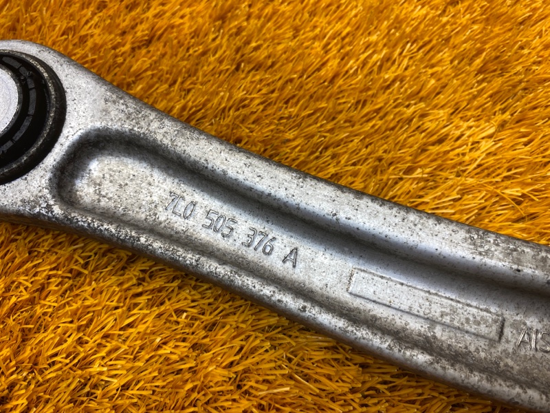 Рычаг подвески верхний, 780 рублей, Красноярск